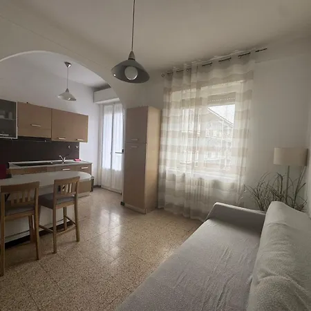 A&a - Near Parco Camana Apartment Vercelli